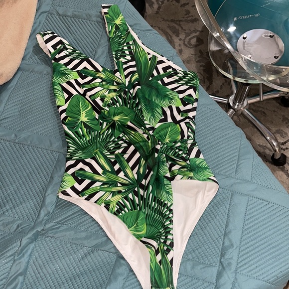 Tropical Bathing Suit - Picture 4 of 4